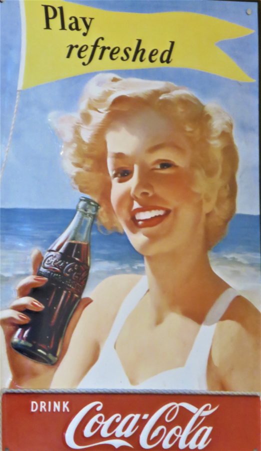 En annen nostalgisk reklameplakat for cola, Høysand
