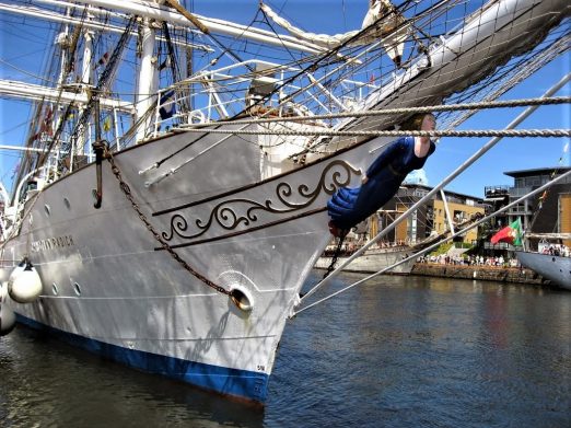 Tall Ships Races er tilbake i Fredrikstad i 2019 - Gallionsfigur på et skip - Tall ships races