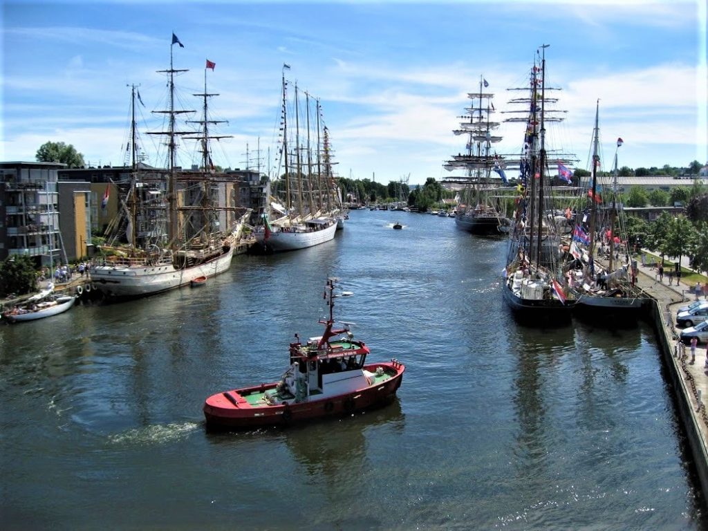 Tall Ships Races er tilbake i Fredrikstad i 2019 - Tall ships races sett fra Kråkerøybrua