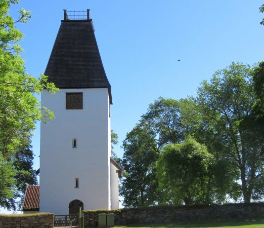Kumlaby kirka fra 1100-tallet