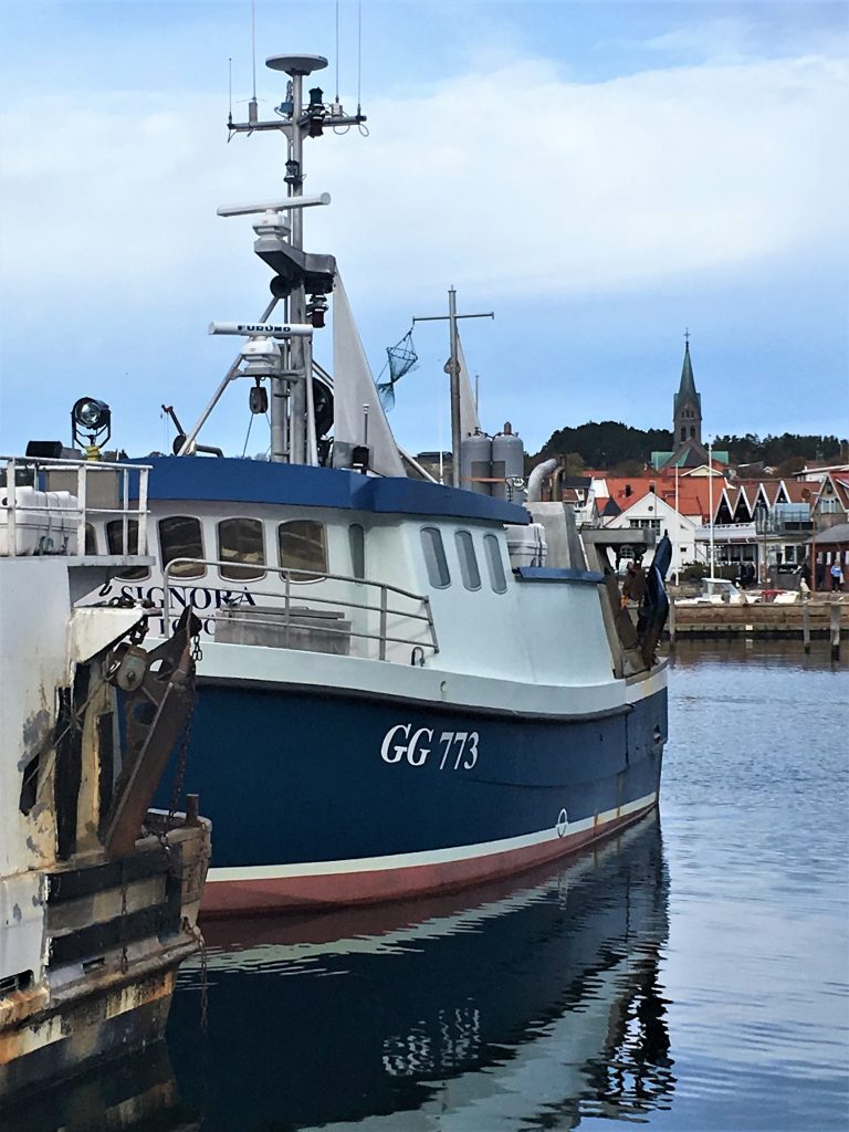 Grebbestad - jomfruturen med bobilen vår Hjalmar - langs bryggene