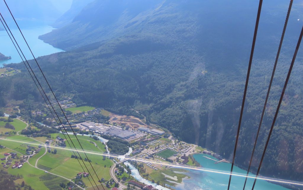 Loen Skylift - fra fjord til fjell på 5 minutter - med panoramautsikt til alle kanter IMG_3049 (2)-min