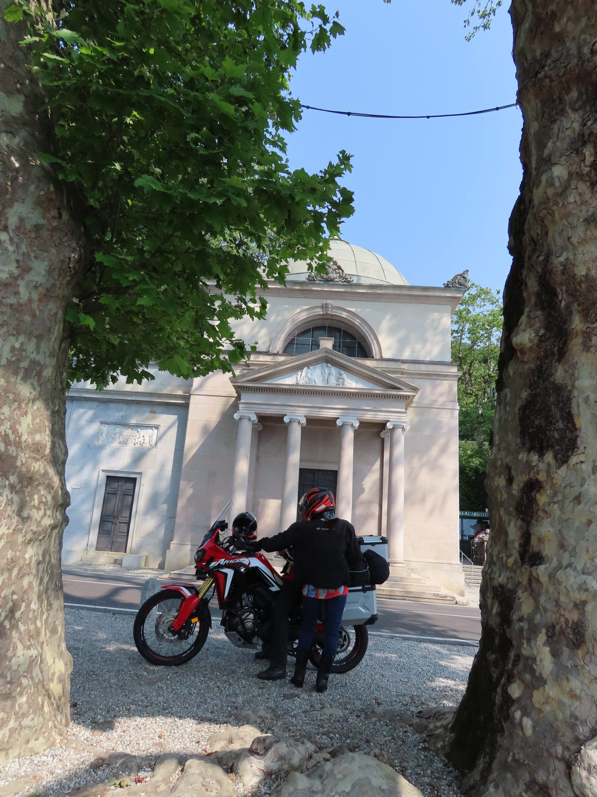 Inngangspartiet ved Villa Carlotta i Tremezzo