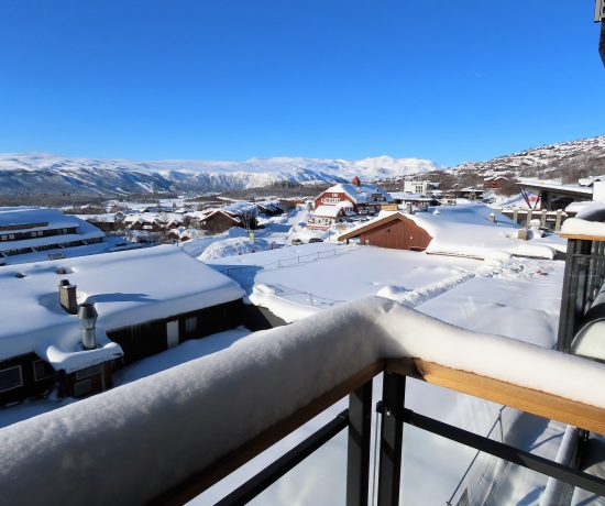 Bo godt året rundt på Beitostølen -Utsikt fra leil