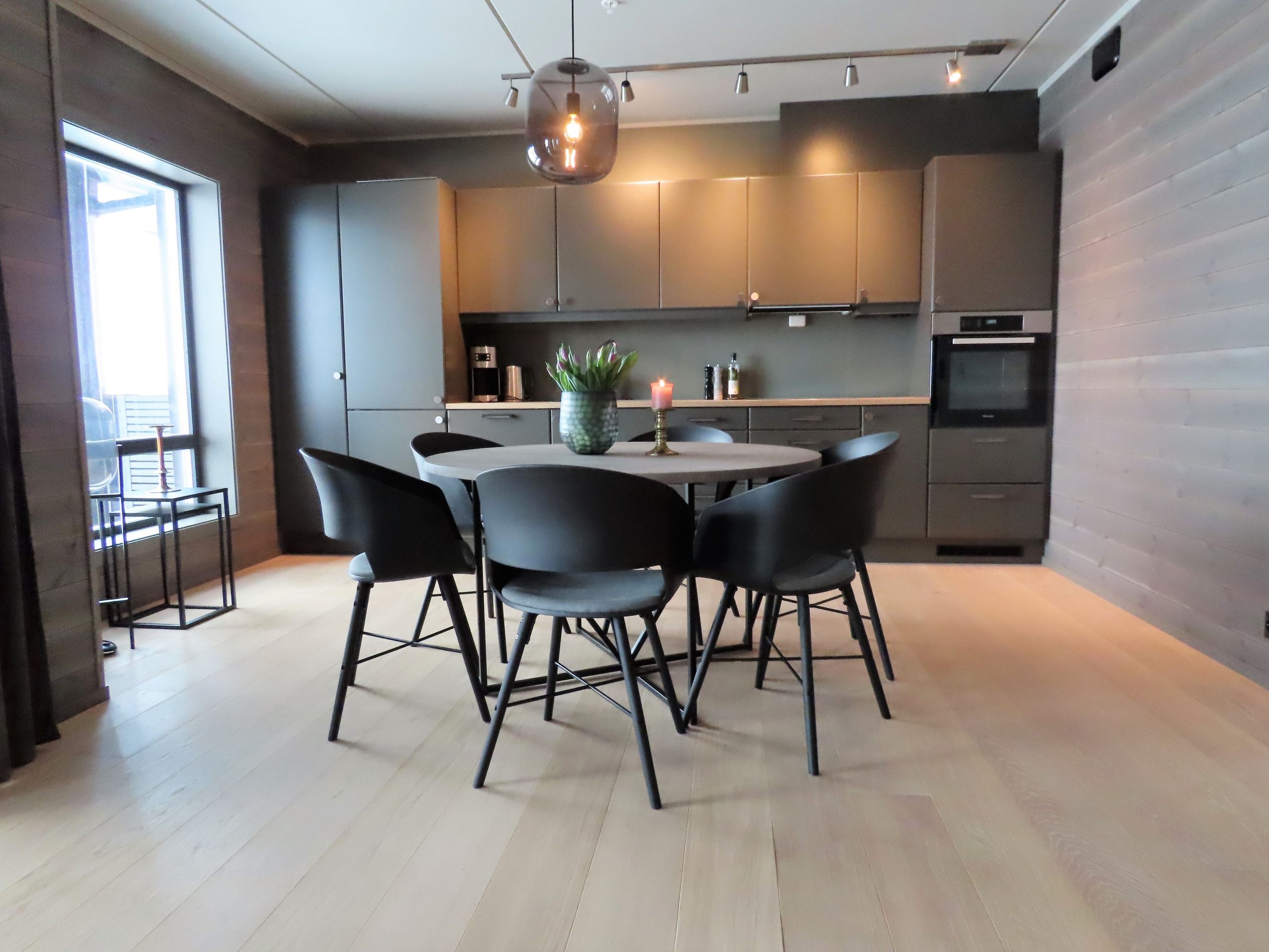 Kjøkkenet i leiligheten i Riddertunet