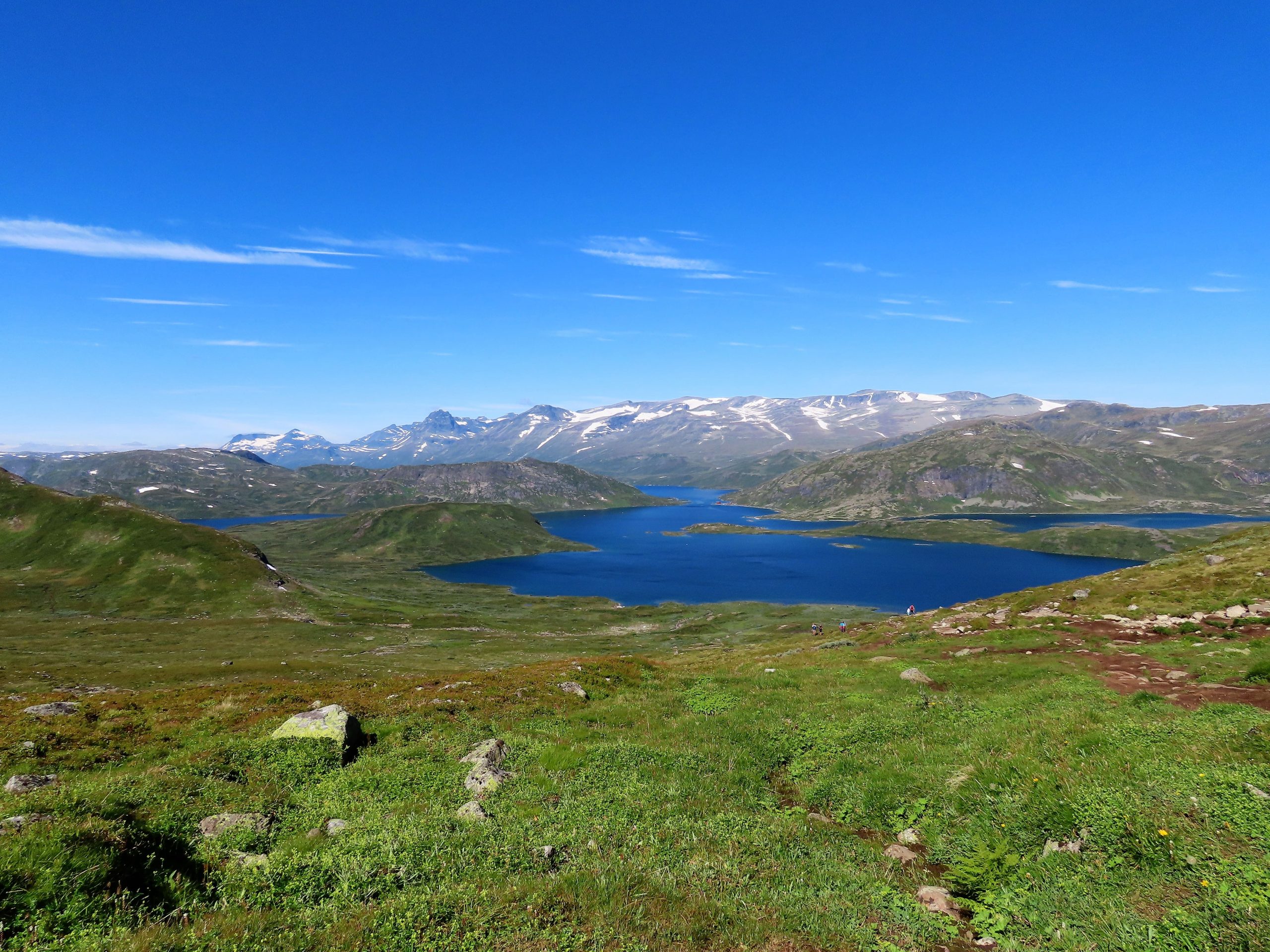 Flott utsikt før den bratteste stigningen til Bitihorn