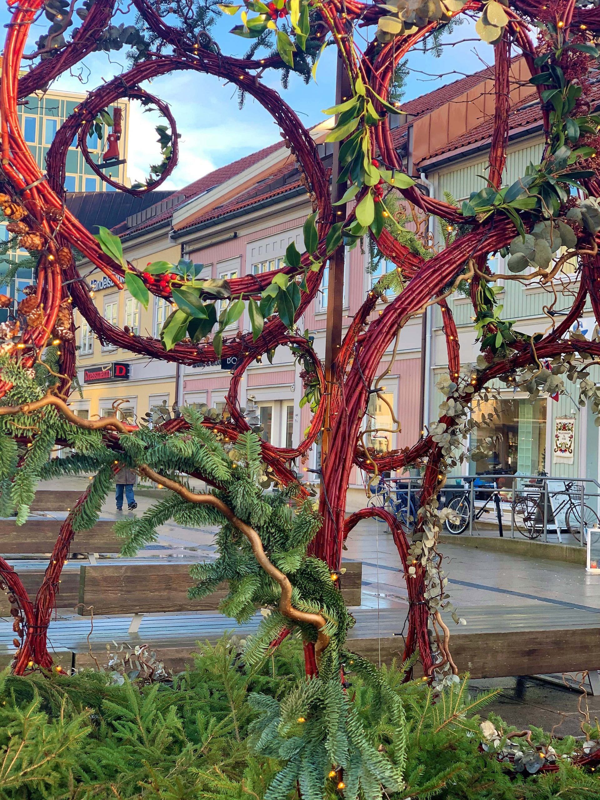 Nærbilde av juleinstallasjonen på Stortorvet