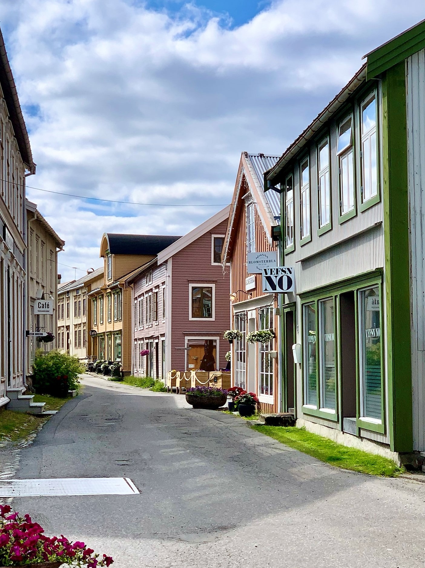 Mosjøen - en historisk opplevelse i Vefsn på Helgeland - gatebilde