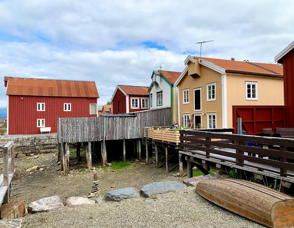 Mosjøen - en historisk opplevelse i Vefsn på Helgeland - sjarmerende Sjøgata