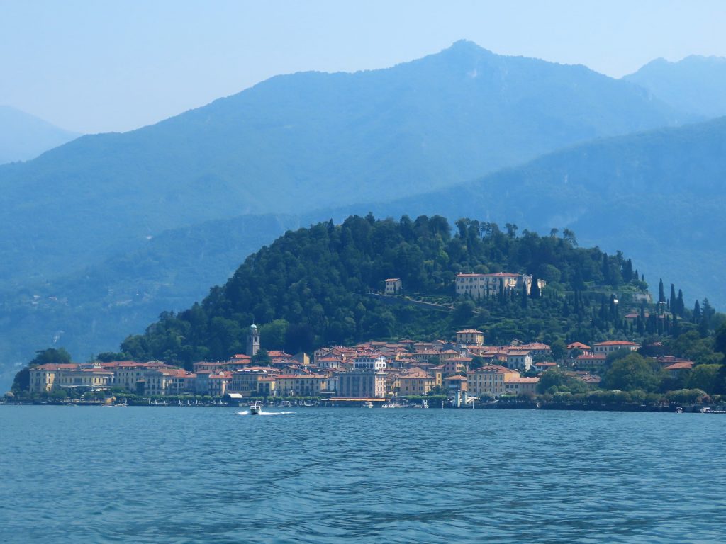 Besøk Comosjøen - Italias perle full av magi - Bellagio sett fra sjøen