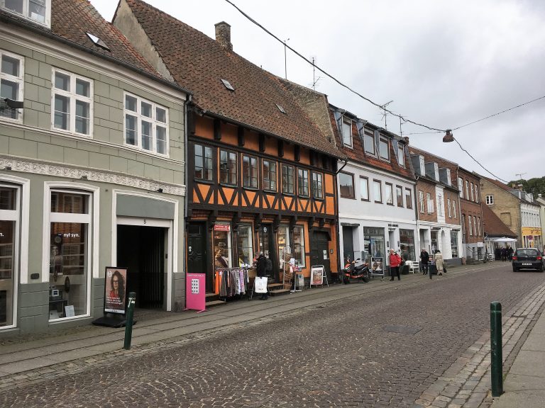 Gatelangs i Køge i Danmark på bobilferie fra Norge til Sør-Frankrike og hjemover igjen