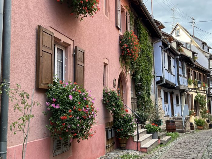 Gatebildene i Enguisheim er fransk landsbysjarm på sitt beste