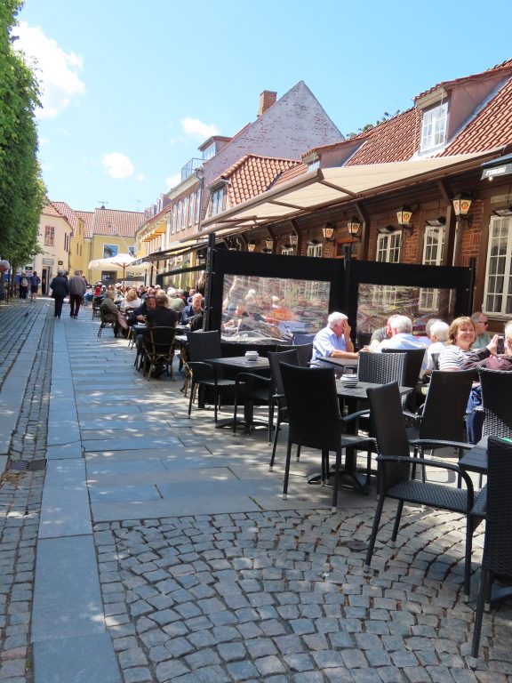 Kafeer på rekke og rad i Helsingør sentrum