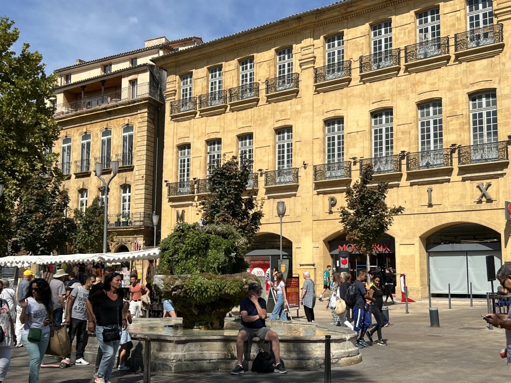 Gatebilde i Aix-en-Provence på bobilferie gjennom Europa fra Norge til Sør-Frankrike