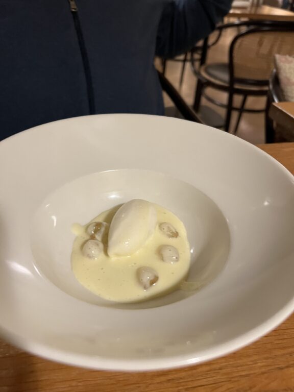 Dessert på hotellet