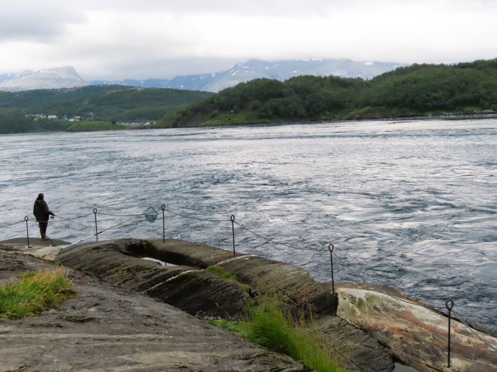 Saltstraumen før verdens største malstrøm viste seg