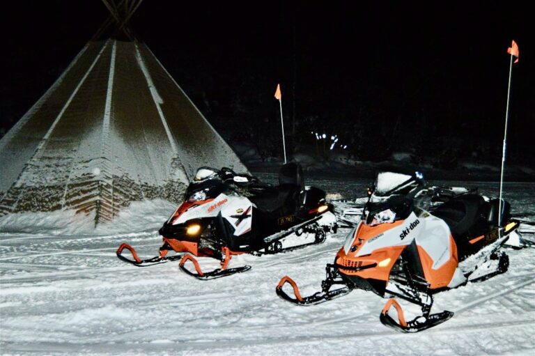 Snøskutertur til lavvoen, Beitostølen