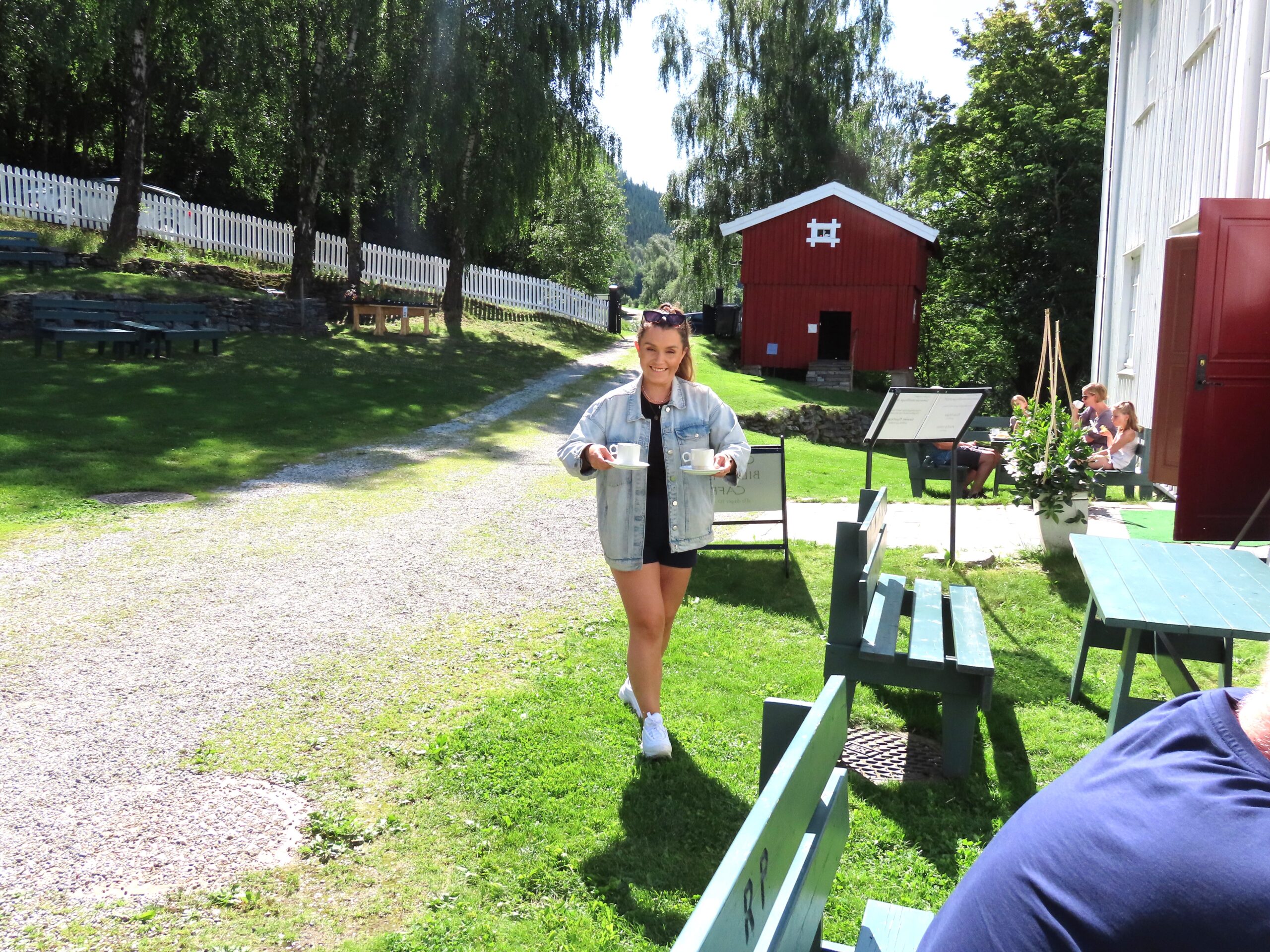 Ringebu Prestegard - servering av vafler