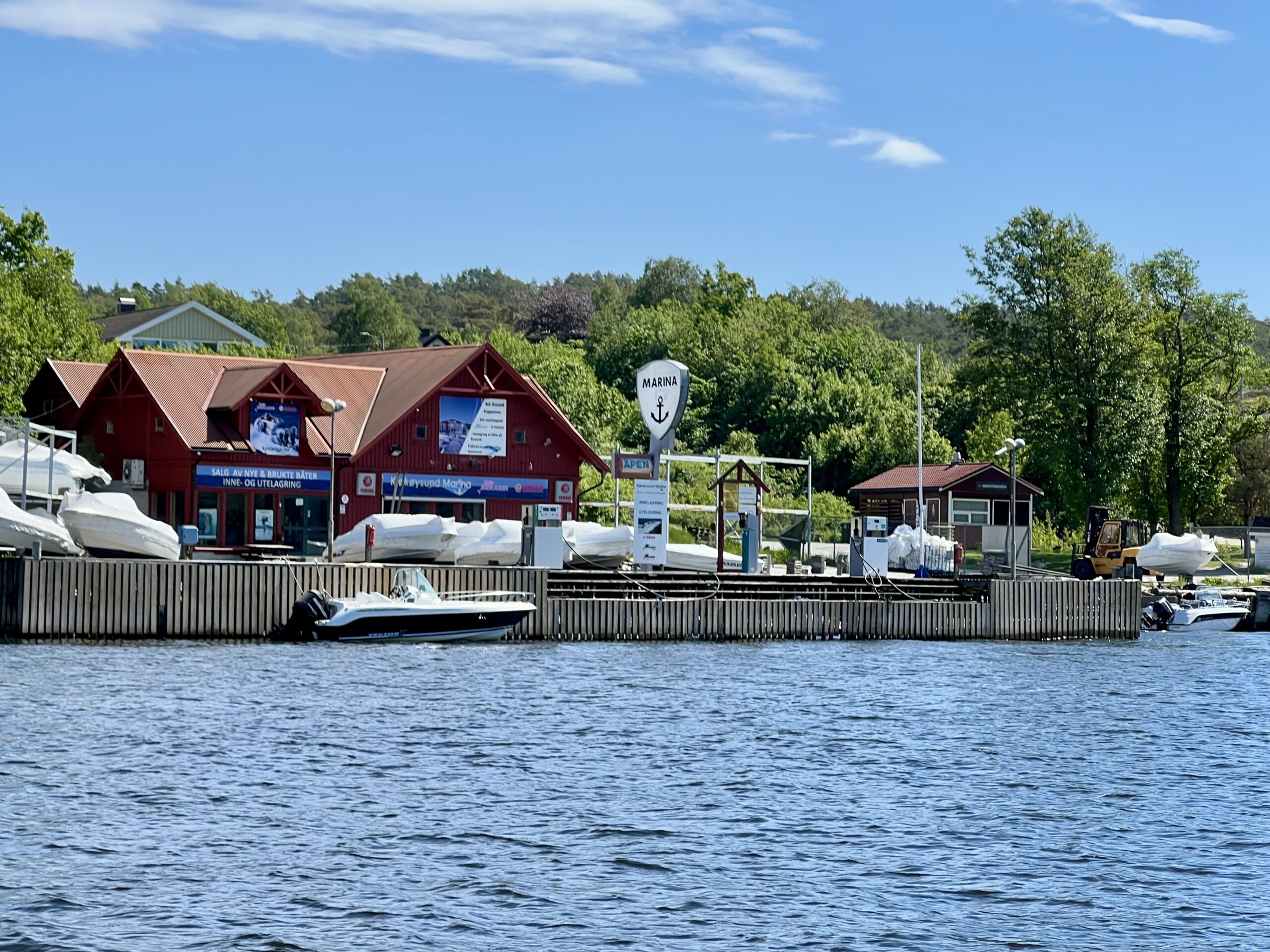 Kråkerøy sett fra sjøen – historier og minner gjennom 6 tiår. Kjøkøysund marina