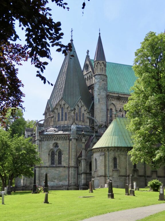 3 severdigheter i Trondheim på noen timer - Nidarosdomen, museet og Gamle Bybro