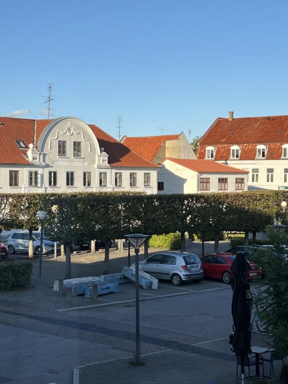 Det gamle rådhuset på torget